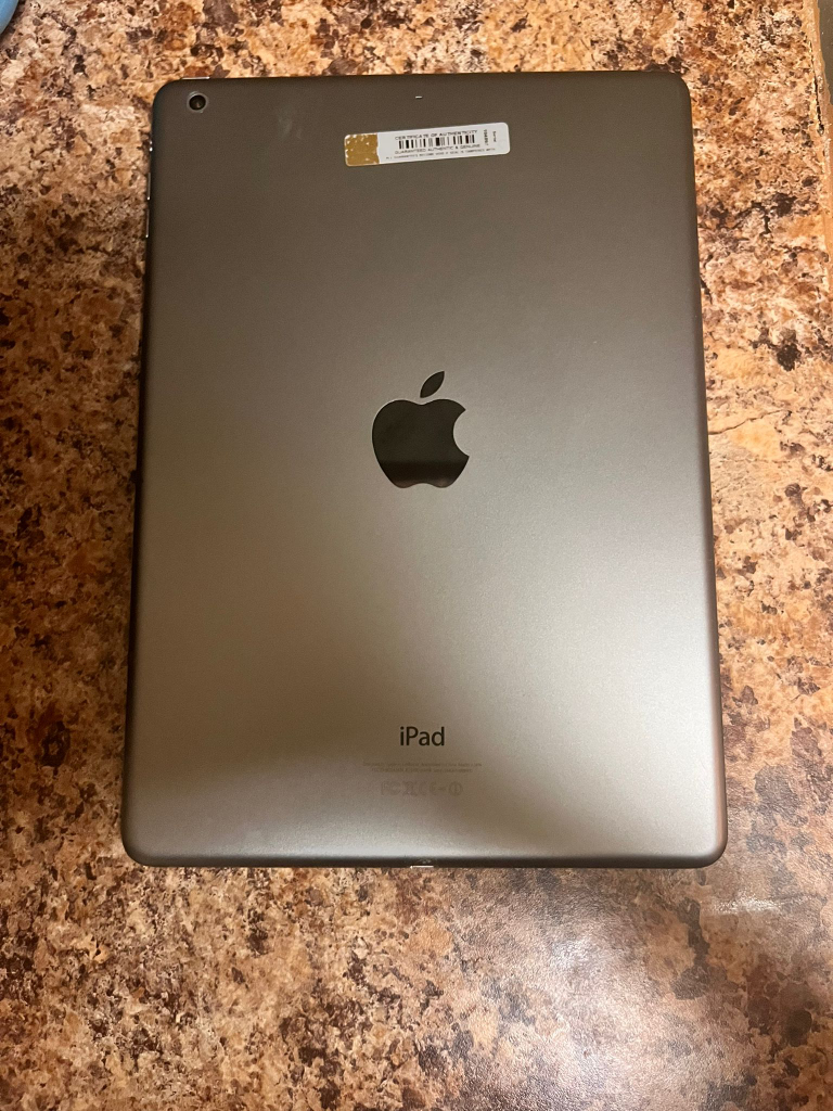 Apple iPad 5 - photo 2