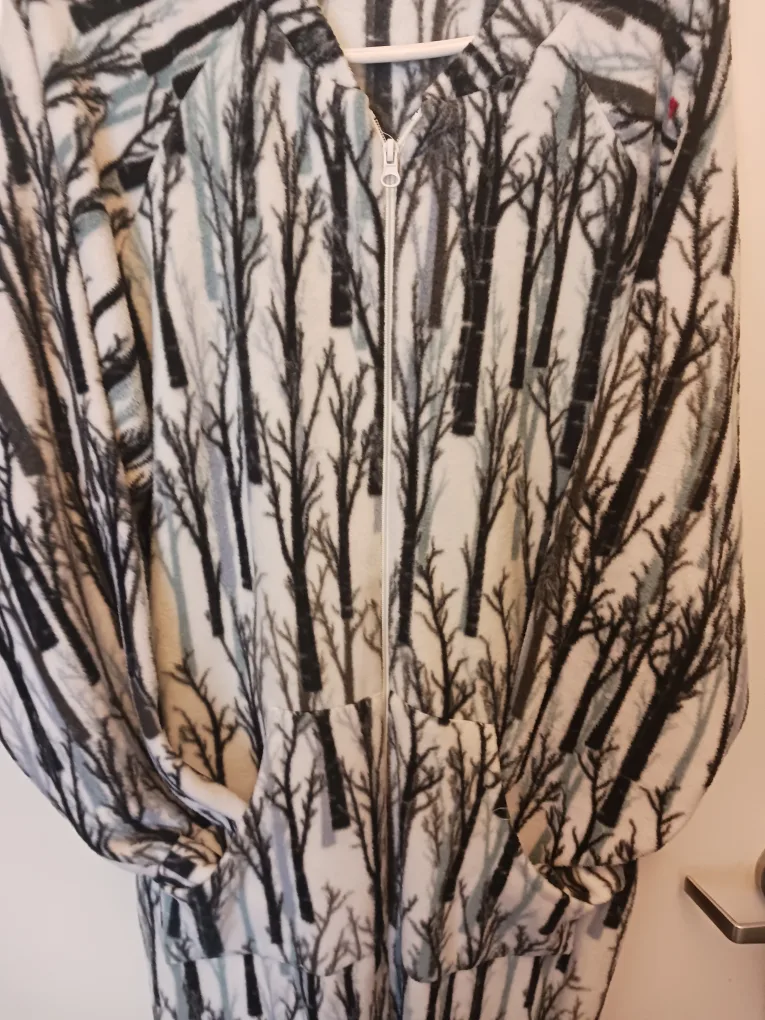 Footie Factory Onesie - Tree Print image indicator(2)