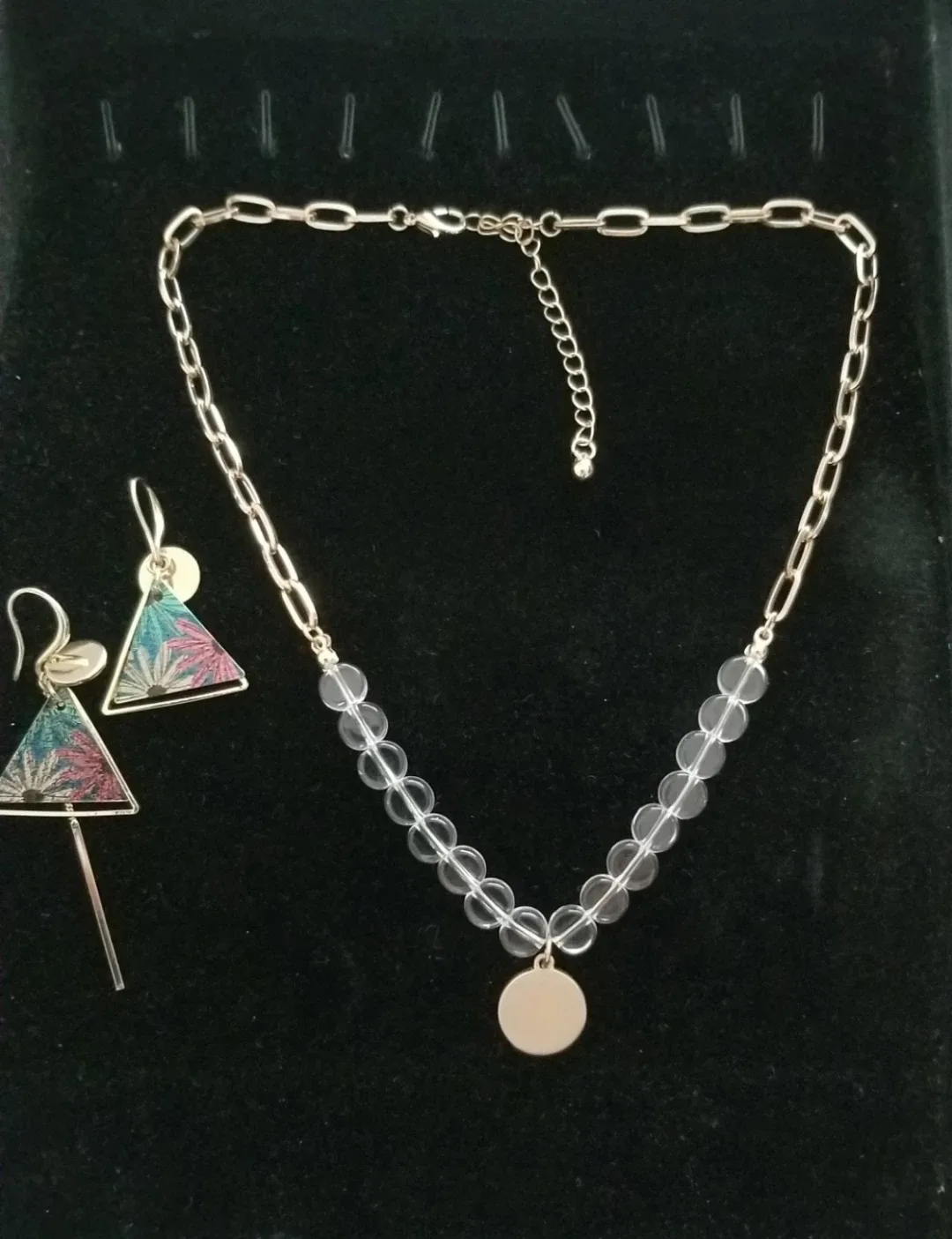 Chain Necklace and Earings thumbnail