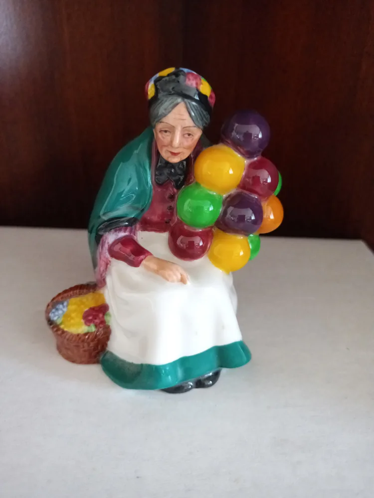 Royal Doulton 'The Old Balloon Seller' Figurine thumbnail