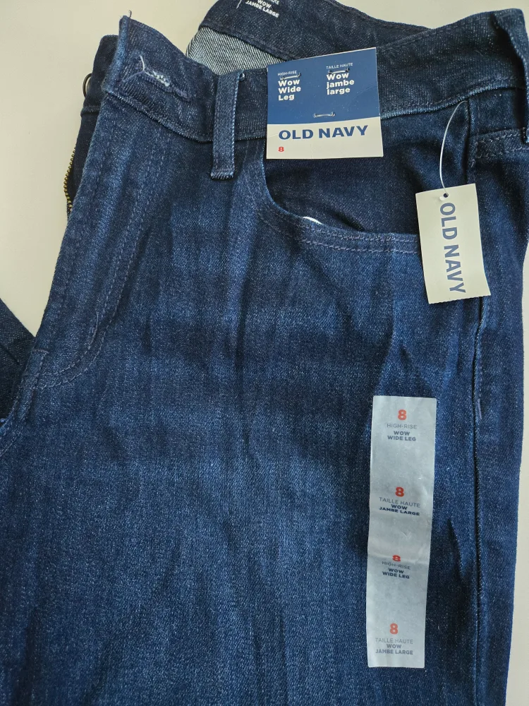 New Old Navy Wow Wide Leg Jeans - Size 8 image indicator(2)