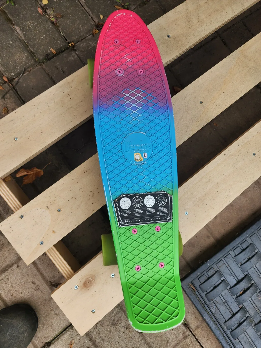 Stylish Gradient Penny Board thumbnail