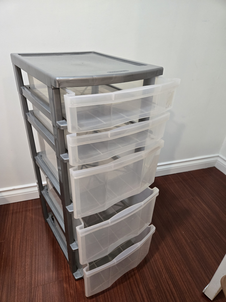 Sterilite 5-Drawer Storage Tower - Grey