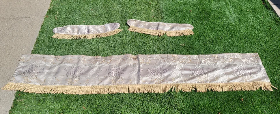 Valance and Tie Backs ($5 for all) image indicator(4)