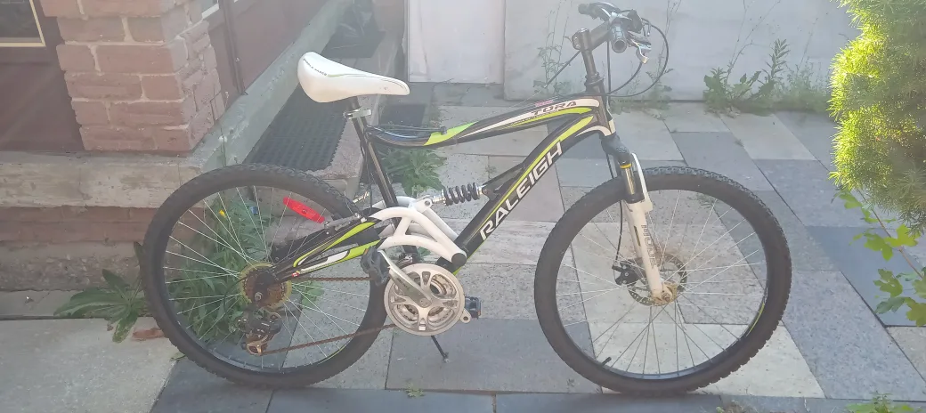 Raleigh Tora Mountain Bike thumbnail