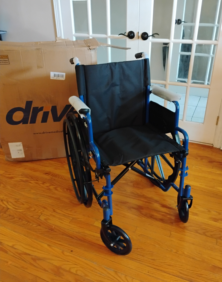 BRAND NEW IN BOX - Drive Medical Blue Streak 18'' Wheel chair