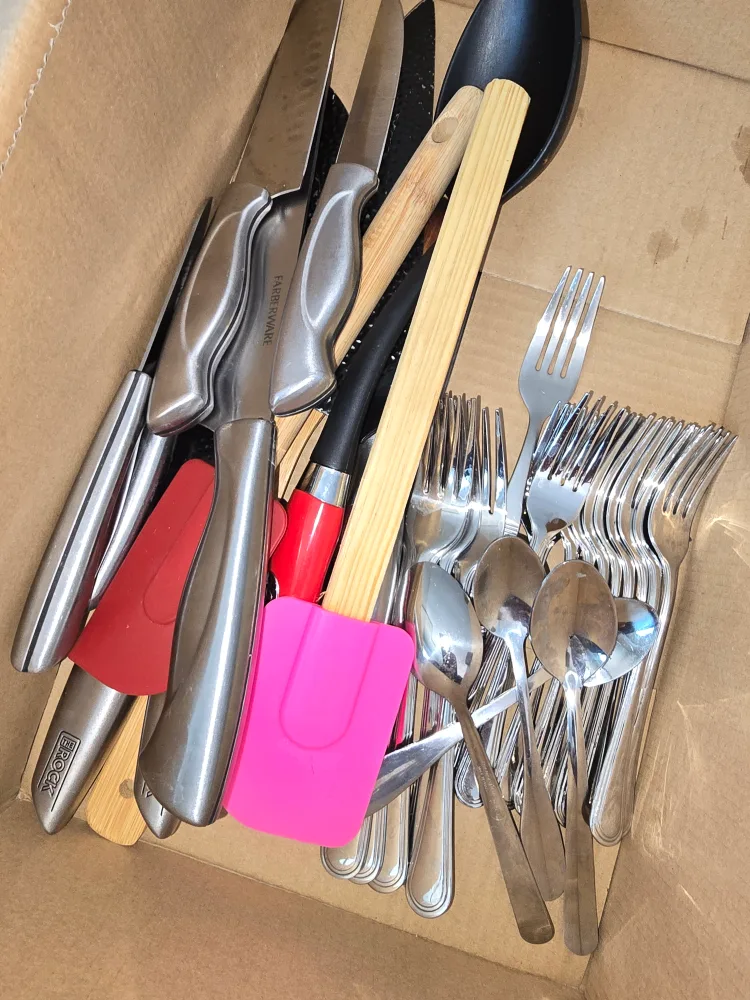 Mixed Kitchen Utensil Set - Farberware, The Rock thumbnail
