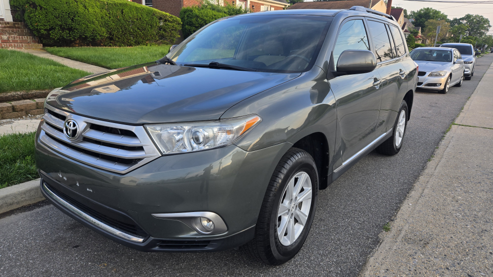 2013 Toyota Highlander SE 4WD clean title
