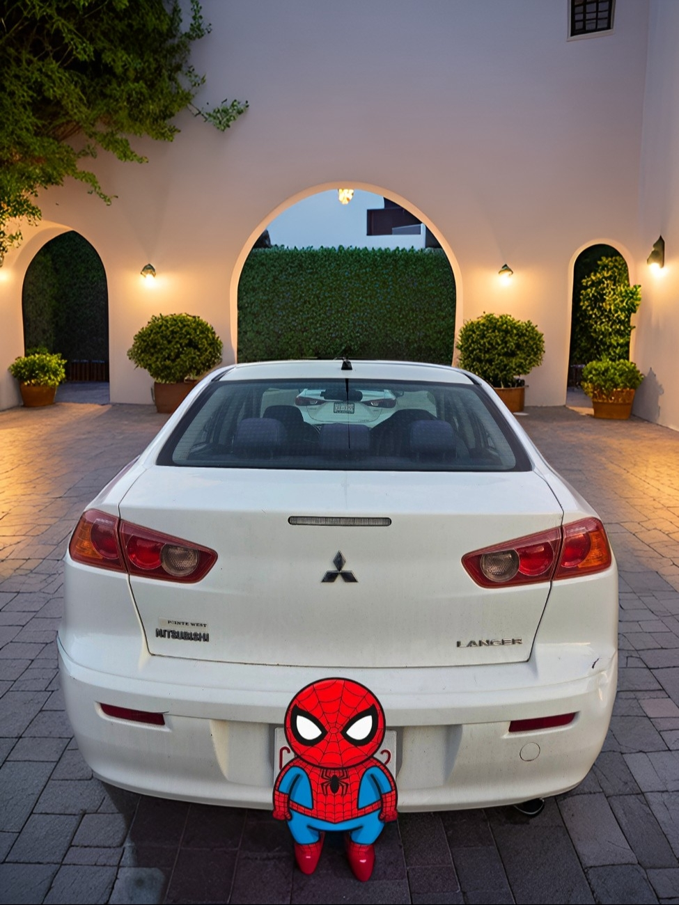 Mitsubishi Lancer - White Sedan - photo 4