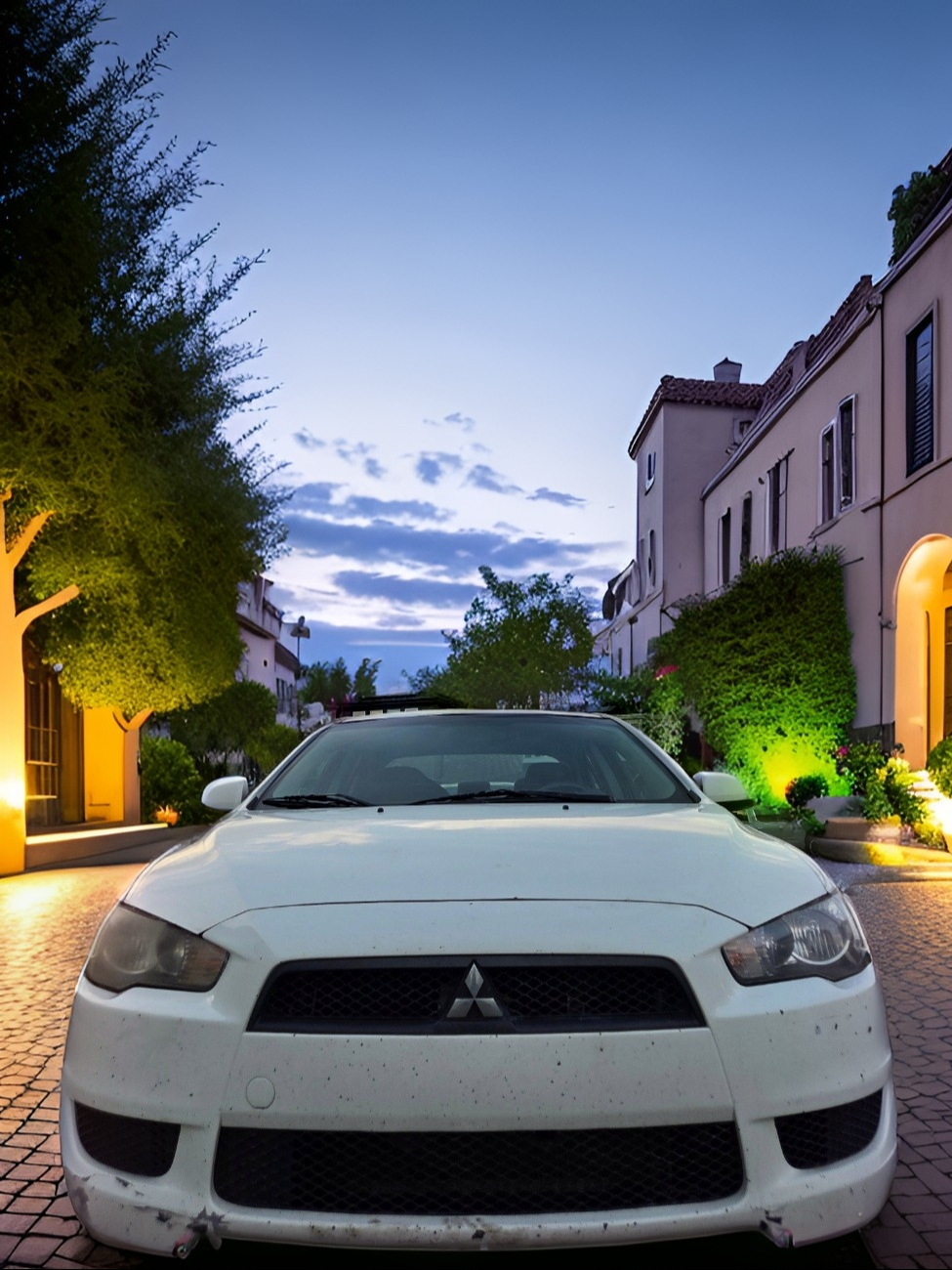 Mitsubishi Lancer - White Sedan - photo 5