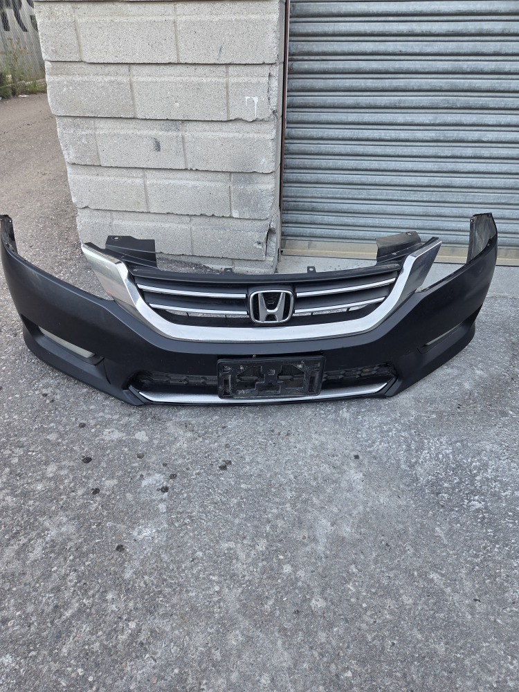 2014 Accord  Front Bumper with grill Clean - photo 3