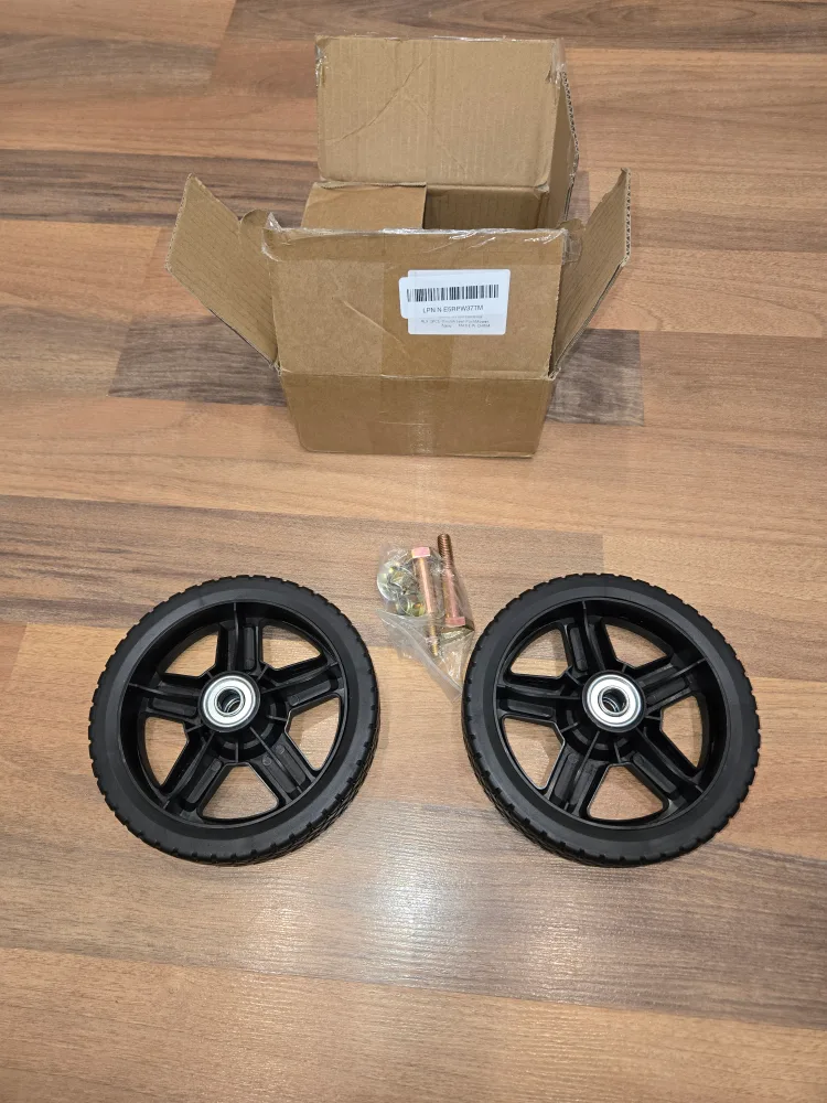 Black Wheel Set with Hardware thumbnail
