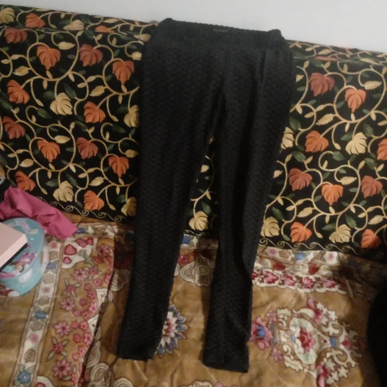 Black Textured Leggings thumbnail