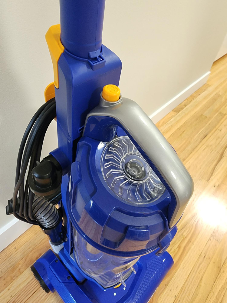 Eureka PowerSpeed Vacuum (Only used for 2 weeks /brand new) - photo 2