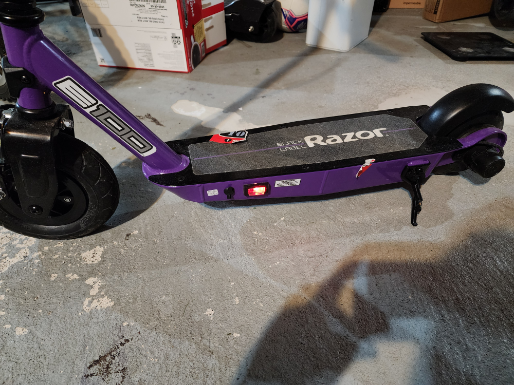 Razor E100 Electric Hub Motor Scooter - photo 4