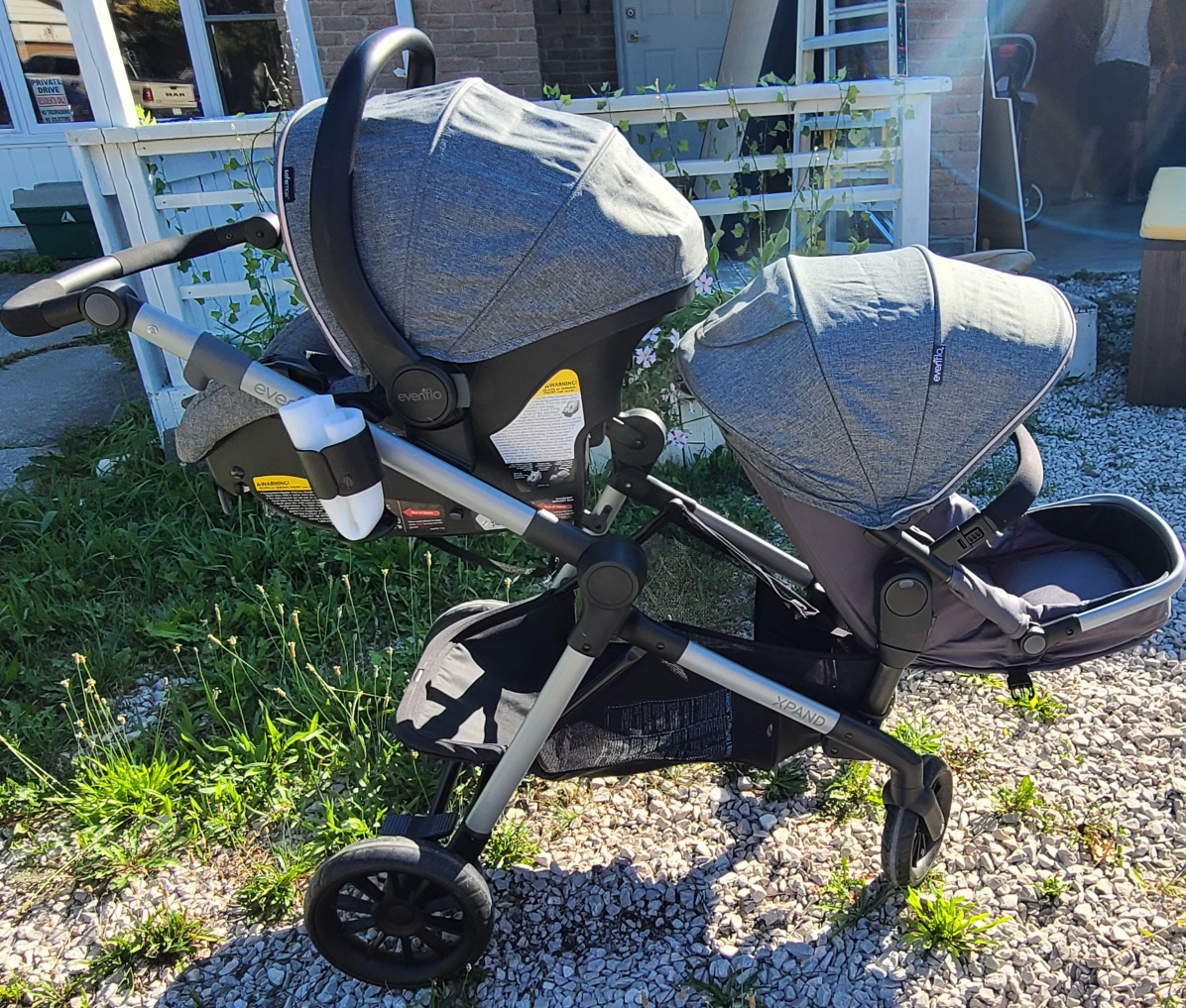 Evenflo Xpand Double Stroller - Grey - photo 4