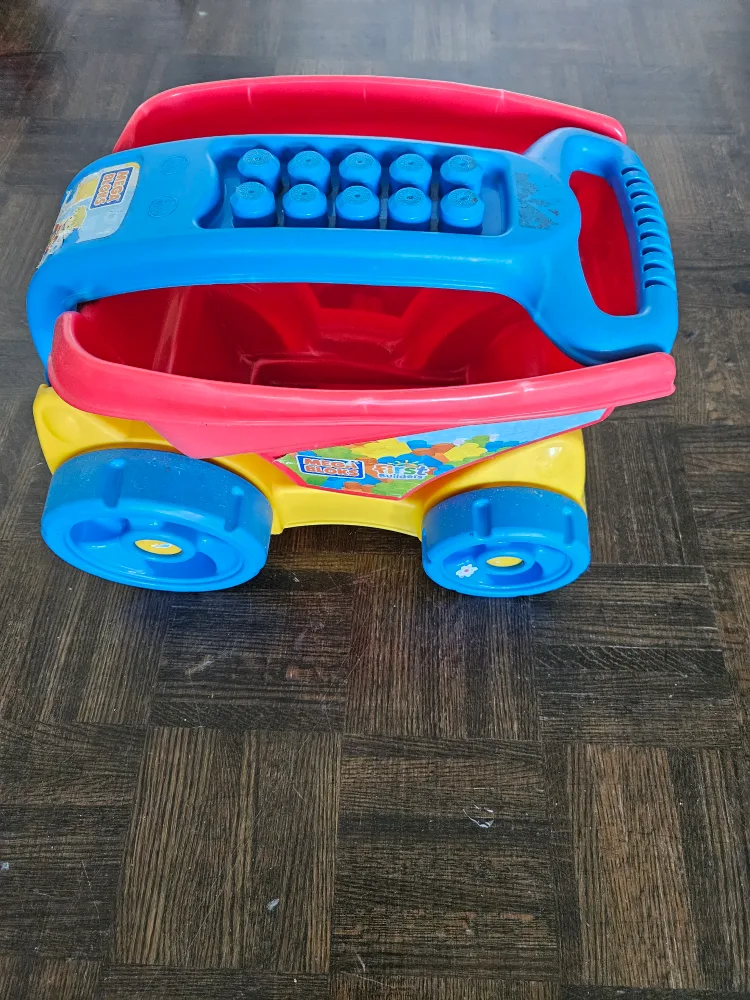 Mega Bloks First Builders Block Scooper image indicator(5)