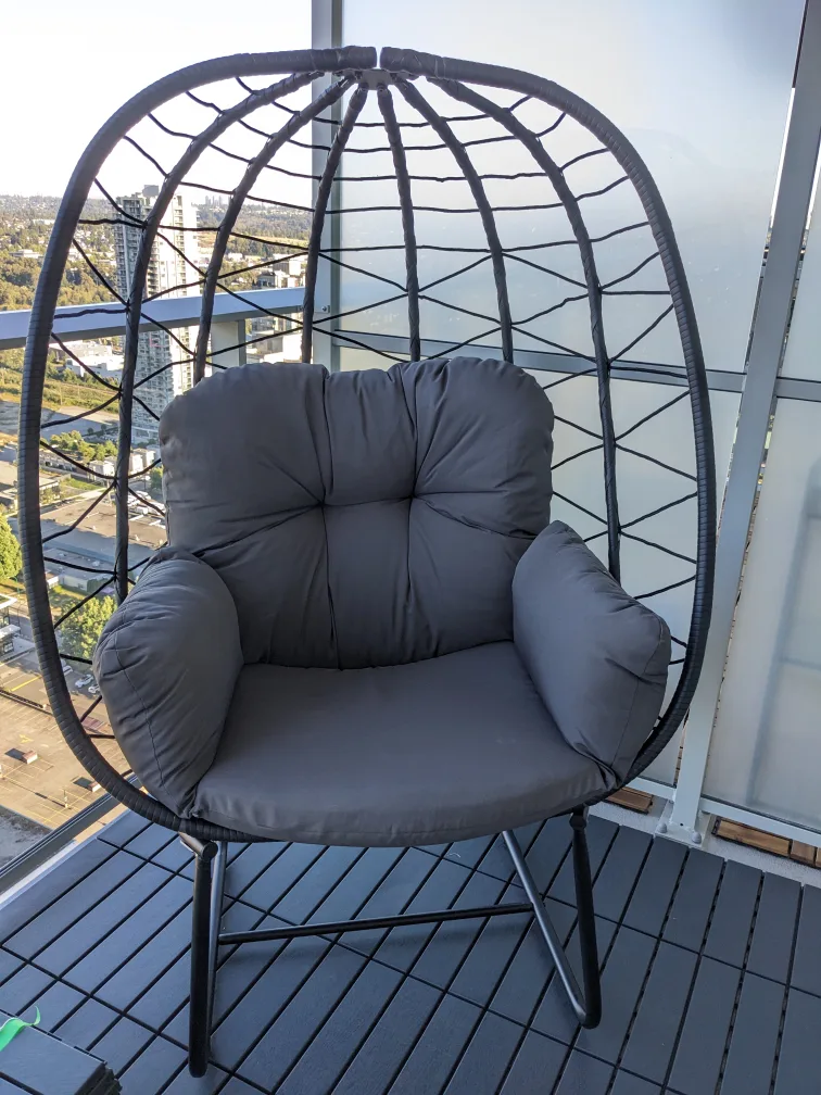 Egg Chair Dakota Fields thumbnail