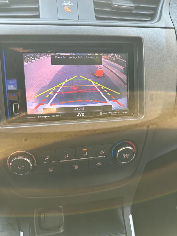 2019 Nissan Sentra - Silver Sedan image indicator(8)