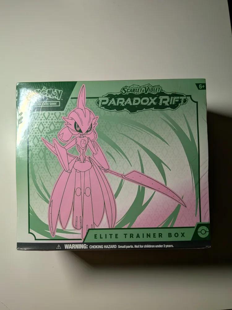 Pokémon Scarlet & Violet Paradox Rift Elite Trainer Box image indicator(2)