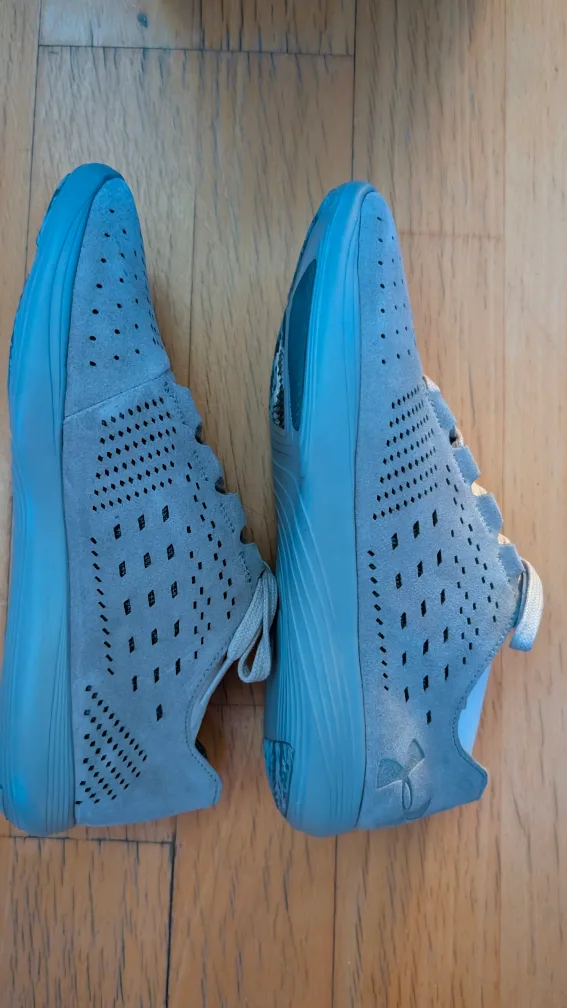 Under Armour Street Precision Low Luxe Shoes - Size 7.5 / 38.5 image indicator(4)