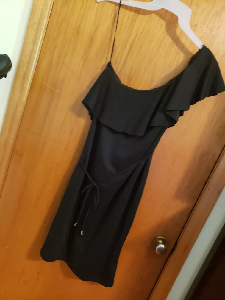 Suzy Shier - Black, one shoulder short dress thumbnail