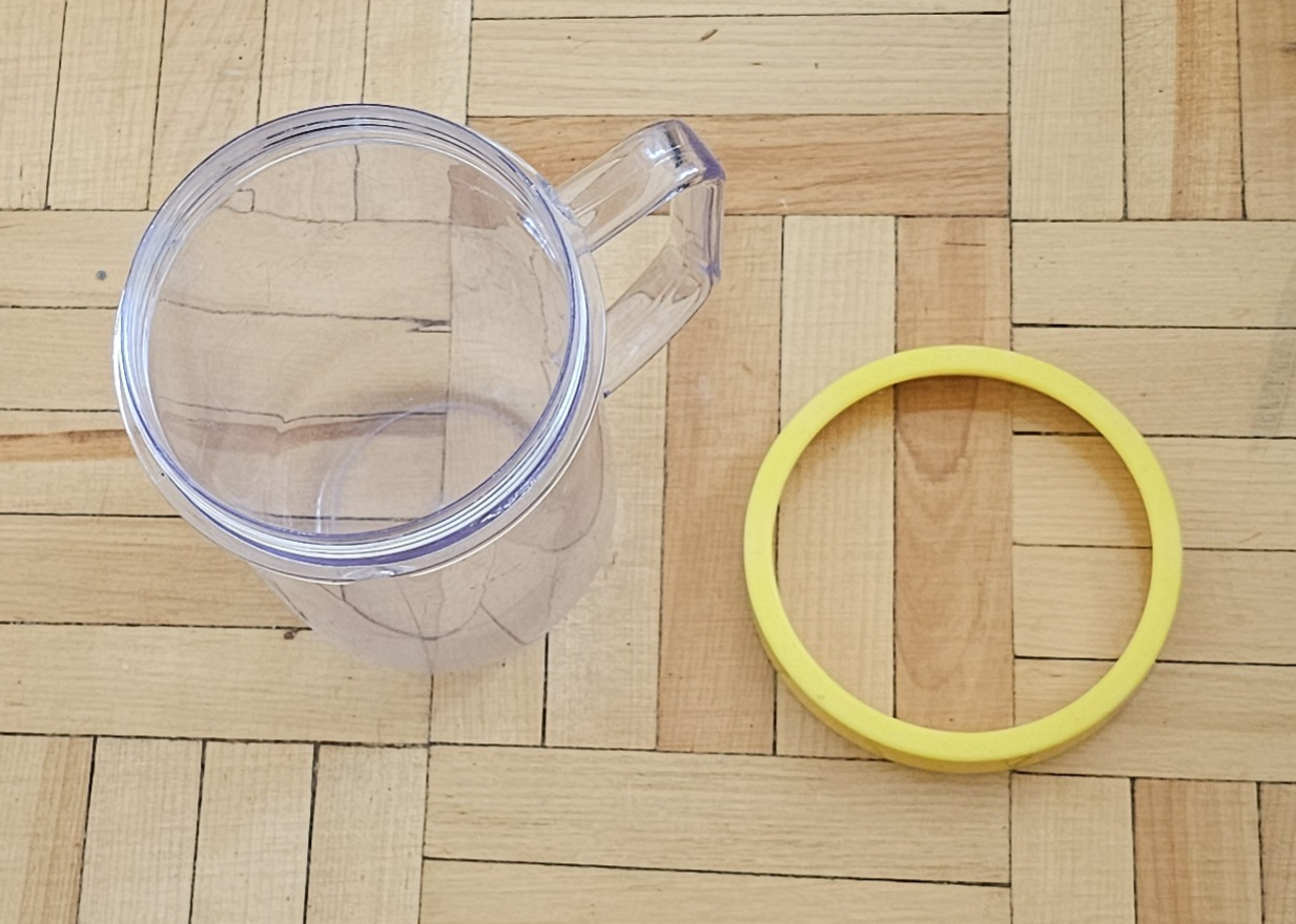 Clear Plastic Mug with Yellow Lid - photo 2