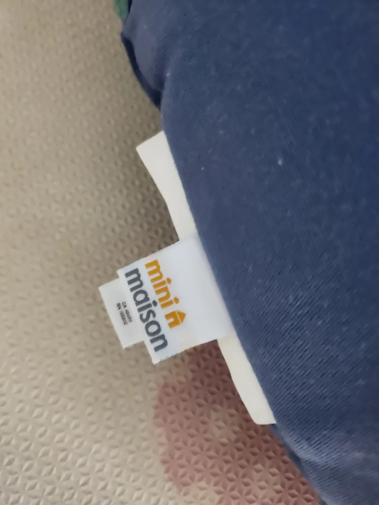 mini maison floor cushions, 3 for $30 image indicator(4)