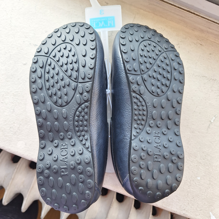 The Children's Place Boys' Loafers - Size 3 - Brand New - photo 3