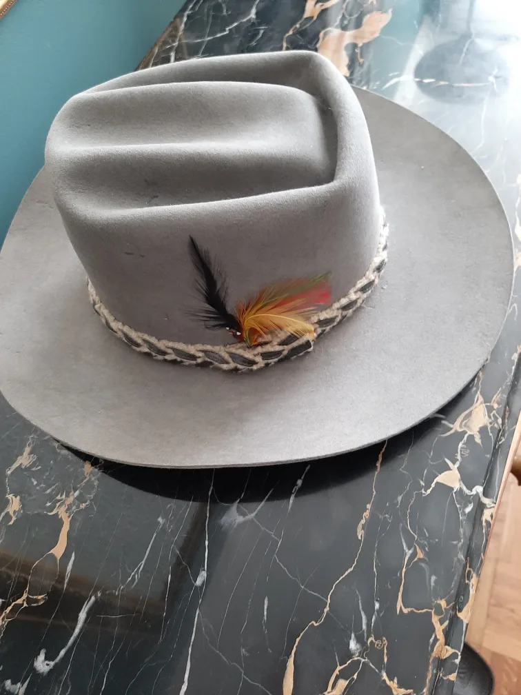 Western Hat, Size 7 1/8, Made in Canada image indicator(4)