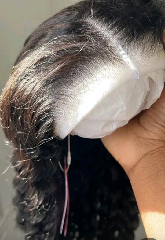 Curly Black Wig image indicator(2)