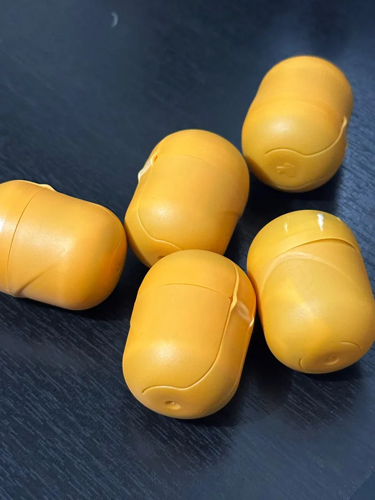 Kinder Chocolate Surprise Marvel Avengers Figures! Popular! image indicator(4)