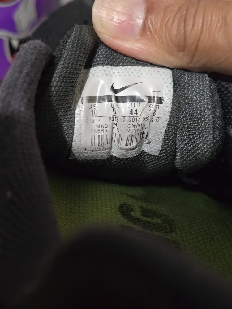 Nike Zoom Pegasus 33 - Men's US 10 image indicator(3)