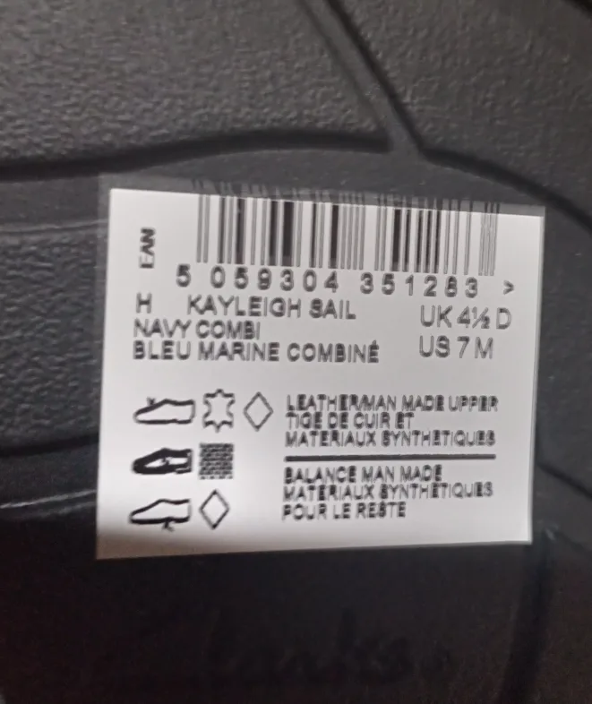 Brand New Clarks Shoes image indicator(3)