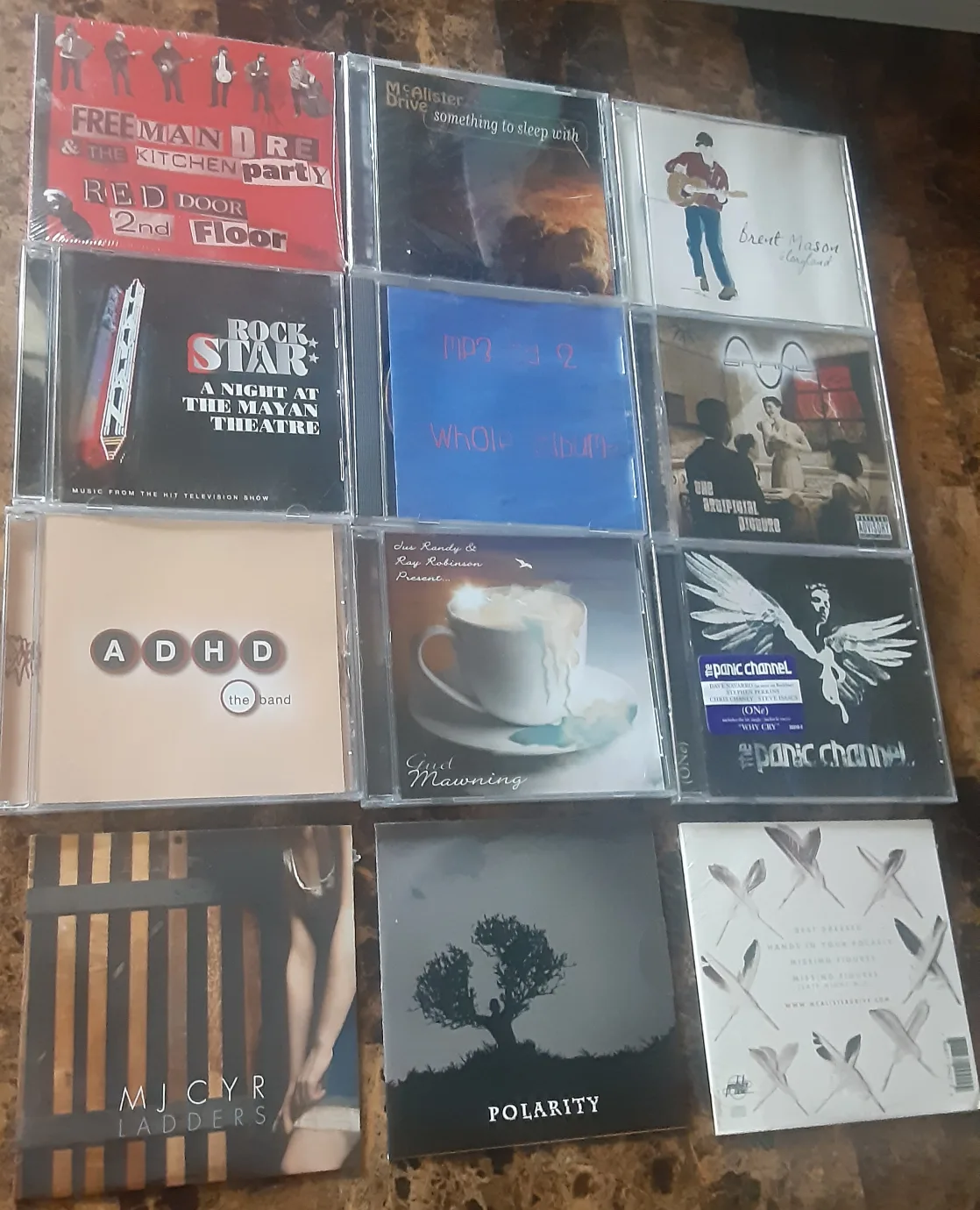 Mixed Lot of Music CDs thumbnail