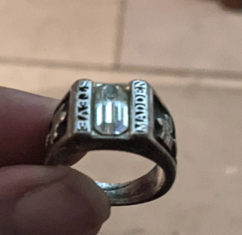 Steve Madden Ring thumbnail