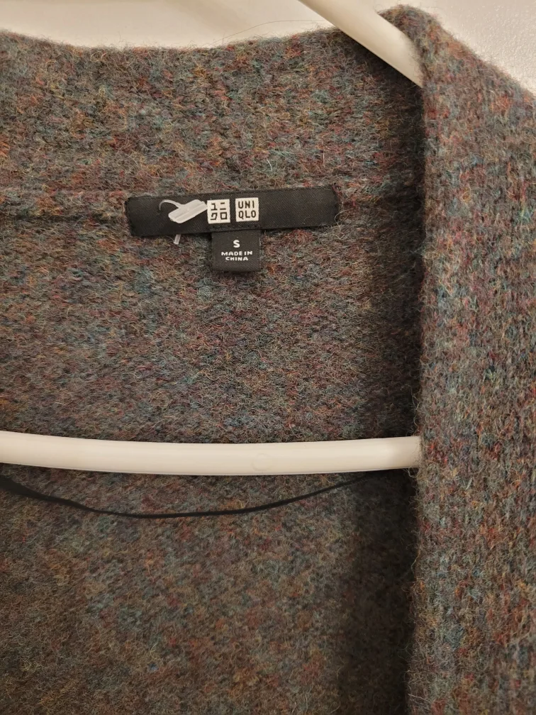 Uniqlo Wool Cardigan - Size S image indicator(2)