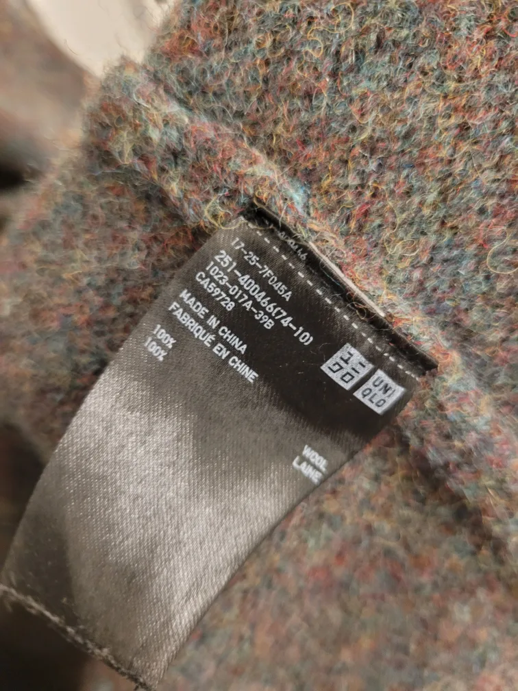 Uniqlo Wool Cardigan - Size S image indicator(3)