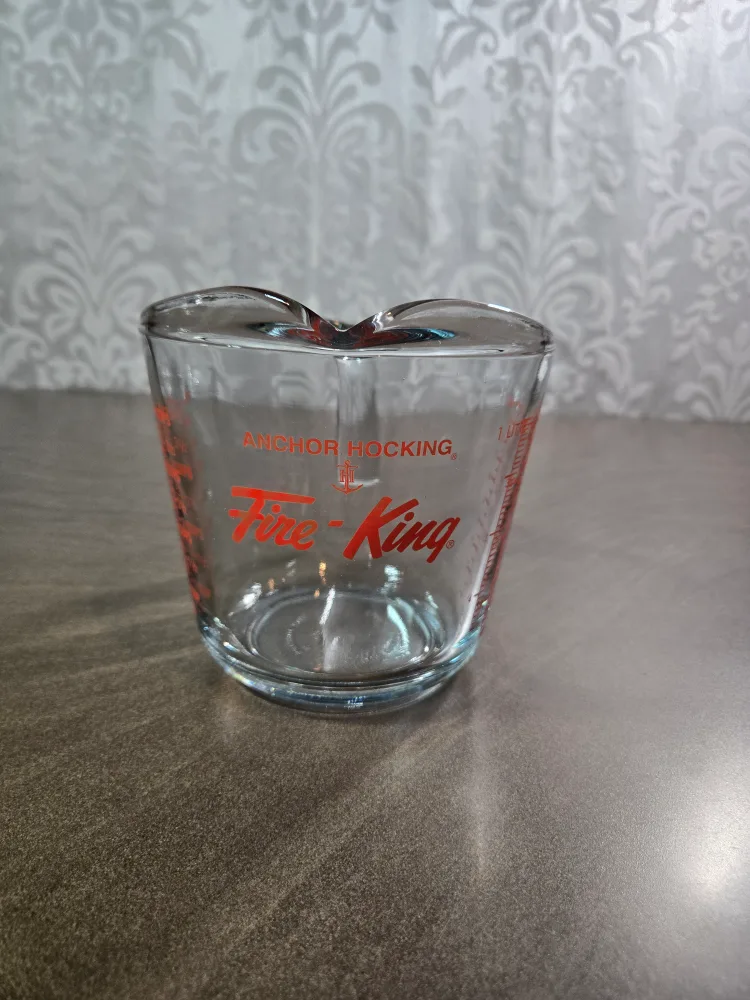 Anchor Hocking Fire-King 4-Cup Measuring Cup thumbnail