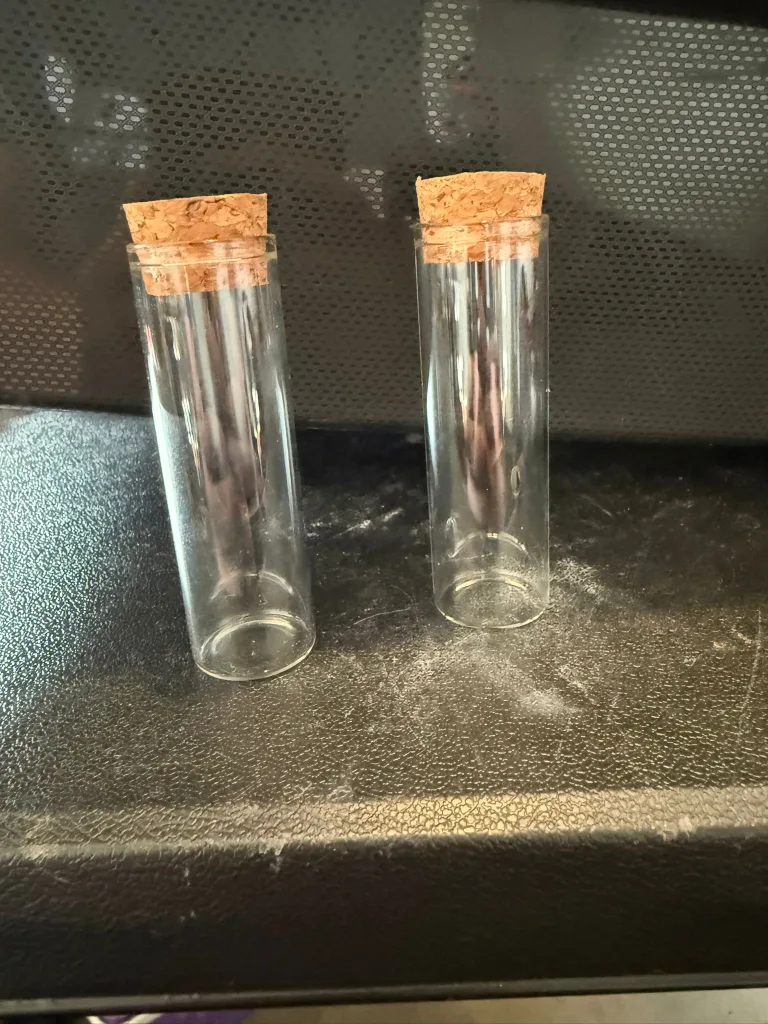 Small Glass Vials with Cork Stoppers thumbnail