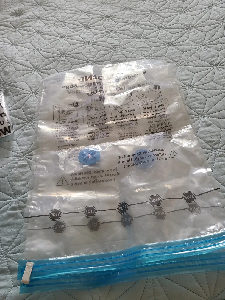 LEGEND Vacuum Storage Bags - Space Saver thumbnail