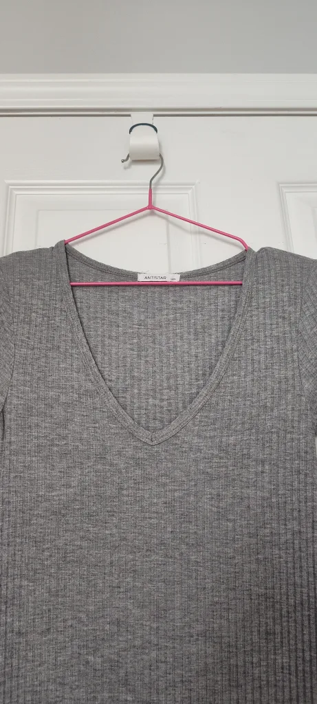 Antistar Grey Ribbed Long Sleeve Dress image indicator(3)