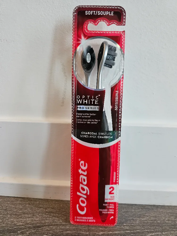 Colgate Charcoal Clean Gel + Toothbrushes set image indicator(4)