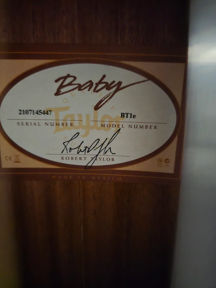 Taylor Baby Taylor (BT1) Acoustic Guitar w/ Gig Bag image indicator(6)