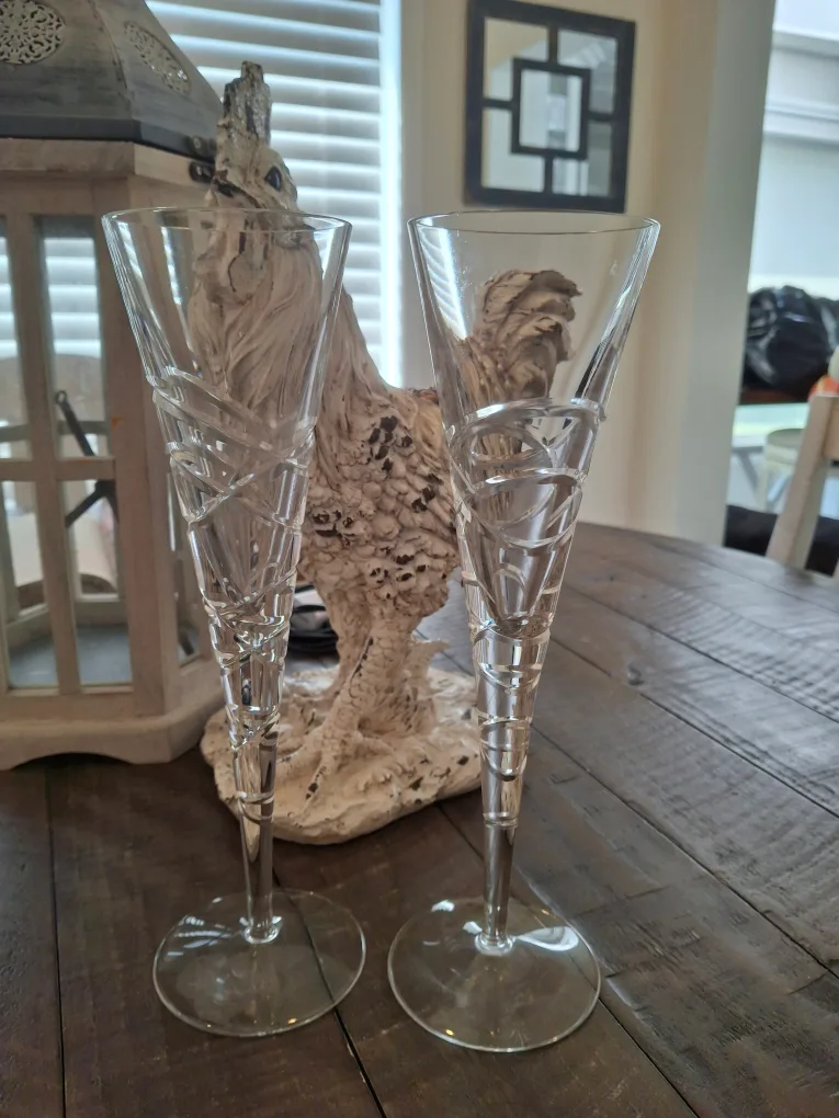 Beautiful heavy crystal glasses. thumbnail