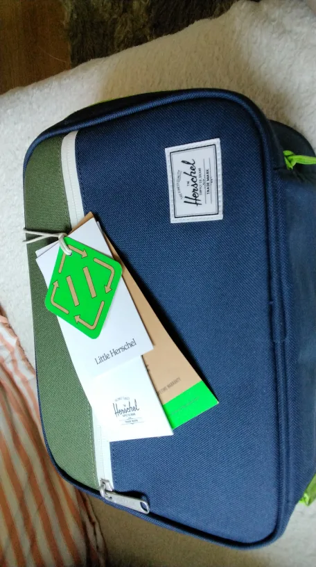 New Herschel Little Kids Lunch Box thumbnail
