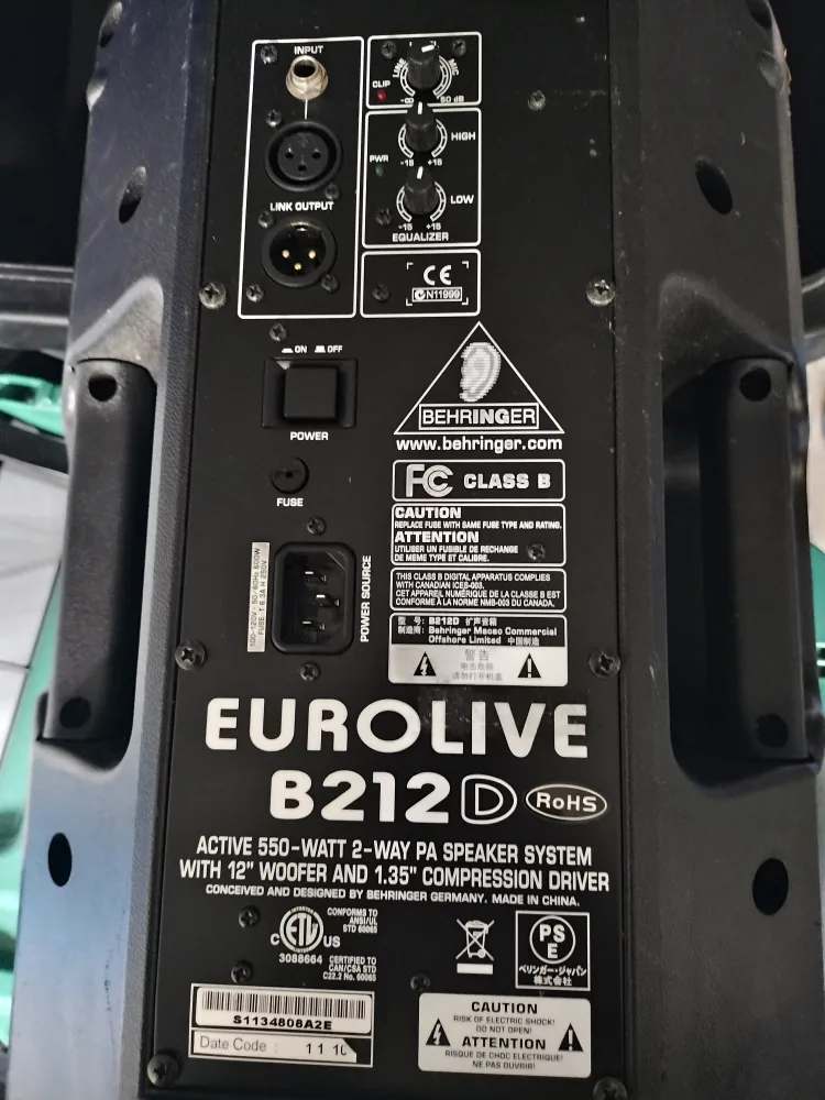 Behringer Eurolive B212D Active PA Speaker image indicator(2)