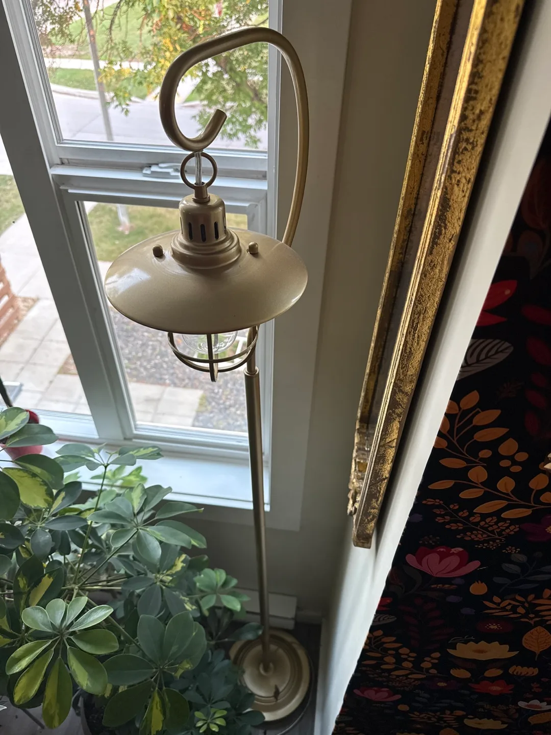 Gold Floor Lamp thumbnail