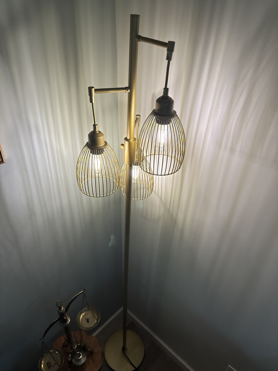 Gold Metal 3-Light Floor Lamp - photo 2