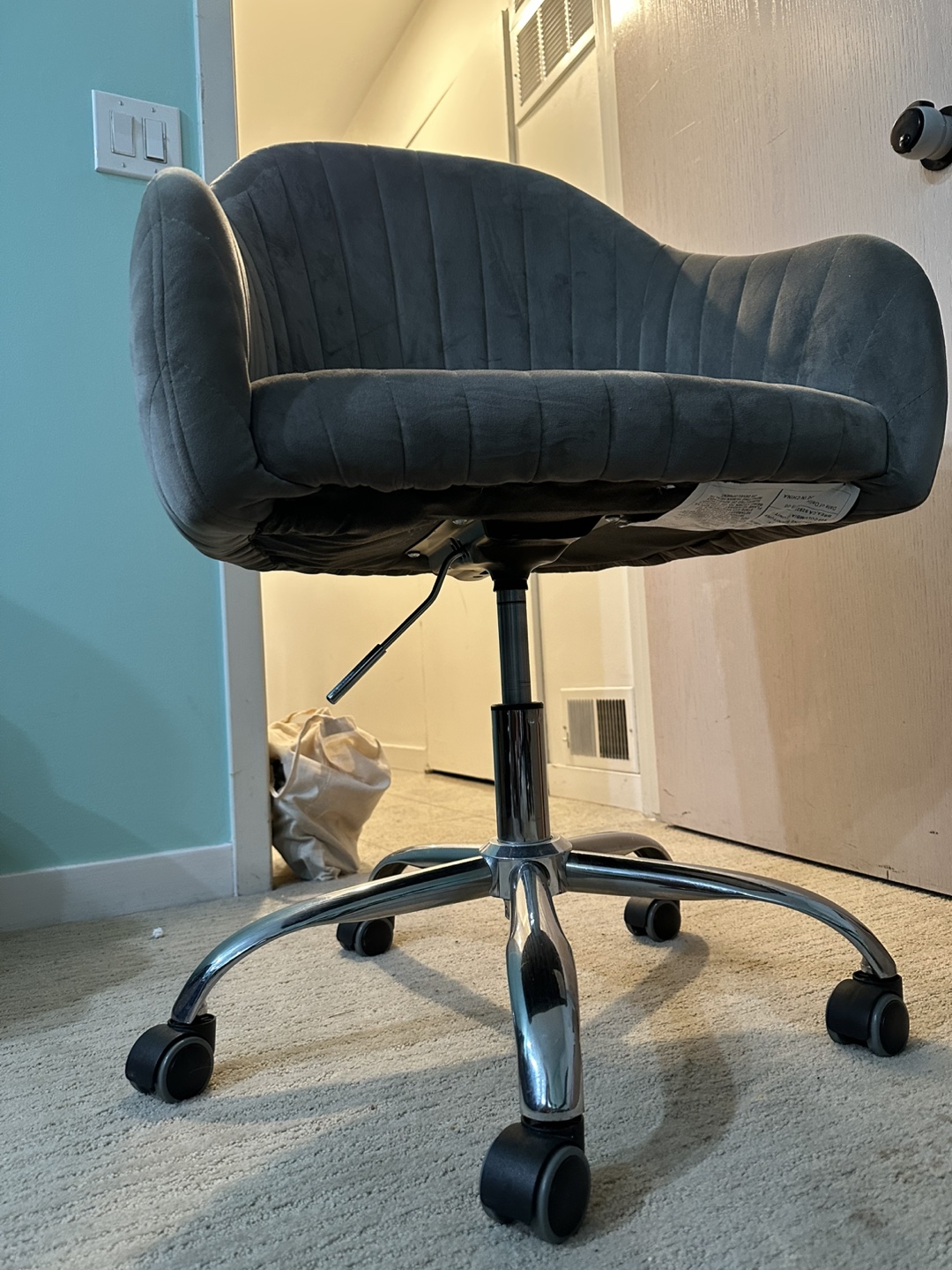 Gray Swivel Desk Chair - photo 5